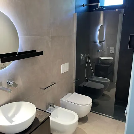La Torre Del Porto Apartment *